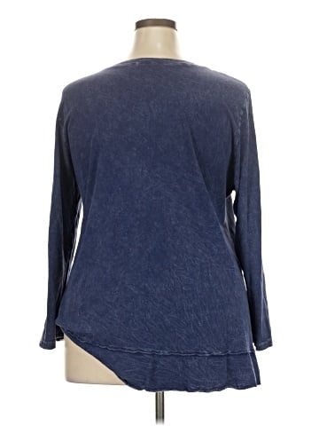 Jess & Jane Long Sleeve Top (view 2)
