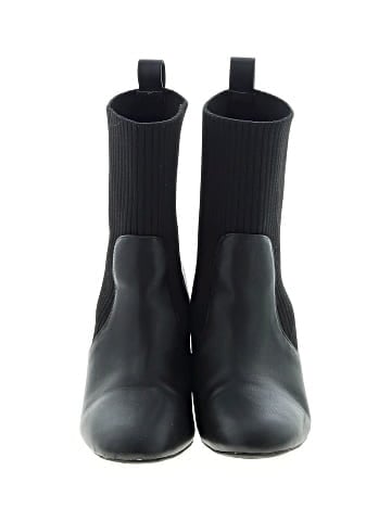 Rouge Ankle Boots (view 2)