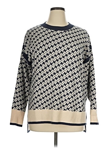 Dokotoo Pullover Sweater (view 1)