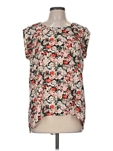 Everleigh Sleeveless Blouse (view 1)