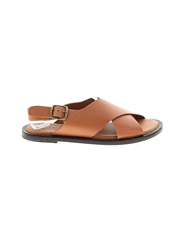 Pre-owned Everlane Sandals In Tan