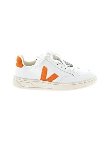 VEJA Sneakers (view 1)
