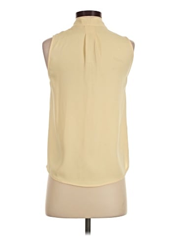 Babaton Sleeveless Blouse (view 2)