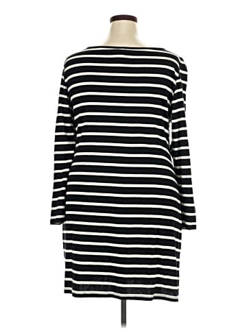Old Navy Casual Dress (view 2)
