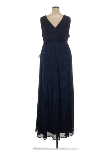Alex Evenings Cocktail Dress (view 2)