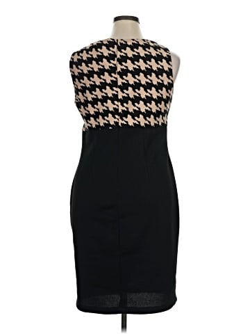 Danny And Nicole Cocktail Dress (view 2)