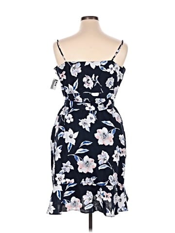 Banana Republic Casual Dress (view 2)