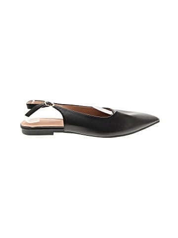 Unbranded Flats (view 1)
