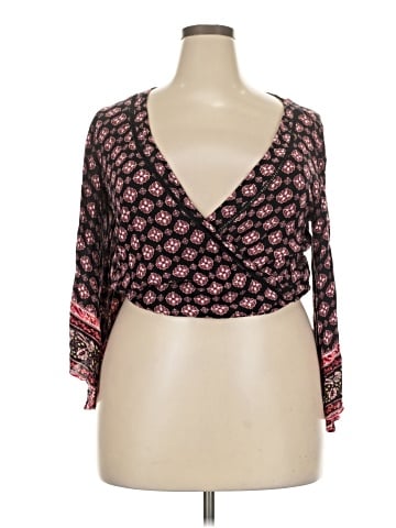 Xhilaration 3/4 Sleeve Blouse (view 1)