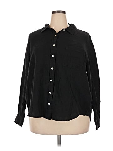 Maurices Long Sleeve Button-Down Shirt (view 1)