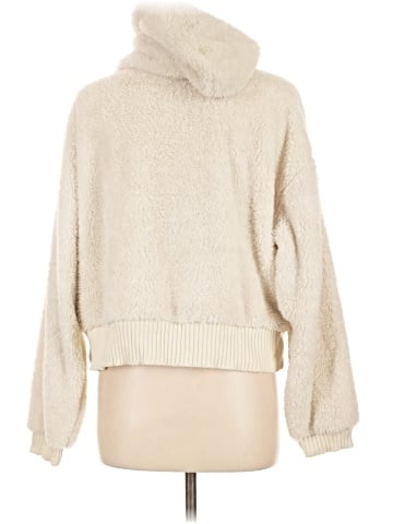 Gap Body Pullover Sweater (view 2)