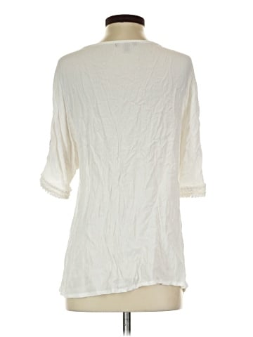 The Pyramid Collection 3/4 Sleeve Blouse (view 2)