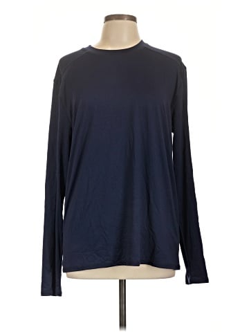 Fabletics Long Sleeve T-Shirt (view 1)