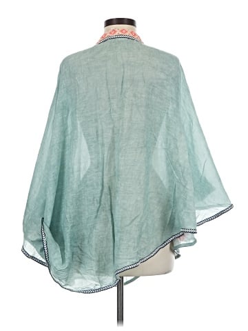 Shiraleah Poncho (view 2)
