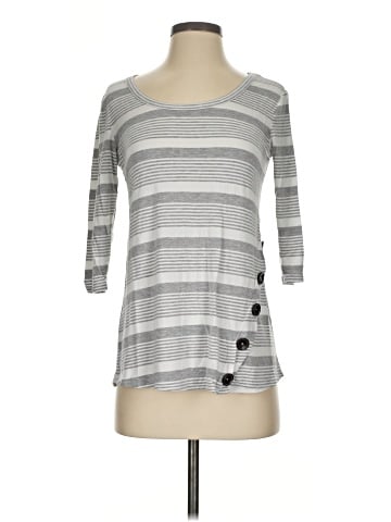 red by BKE 3/4 Sleeve Top (view 1)