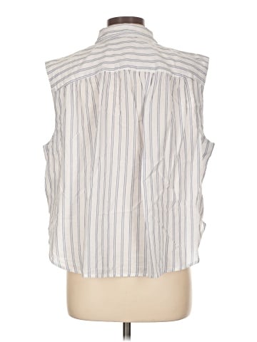 Levi's Sleeveless Button-Down Shirt (view 2)