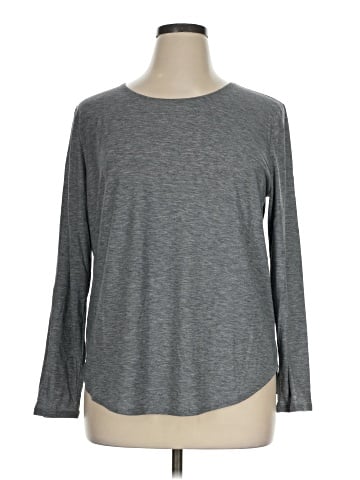 Under Armour Long Sleeve T-Shirt (view 1)