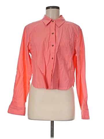 Universal Thread Long Sleeve Button-Down Shirt (view 1)