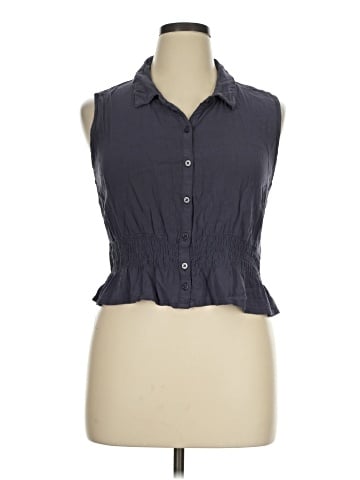 Splendid Sleeveless Button-Down Shirt (view 1)