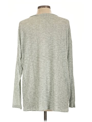 American Eagle Outfitters Pullover Sweater (view 2)