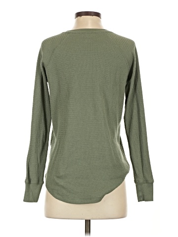 American Eagle Outfitters Pullover Sweater (view 2)