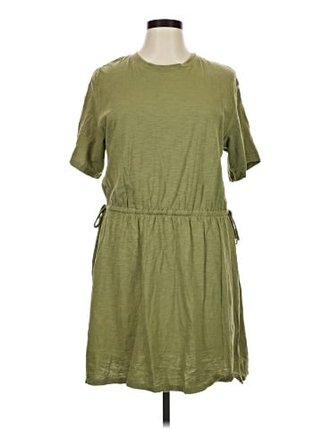 Old Navy Casual Dress (view 1)