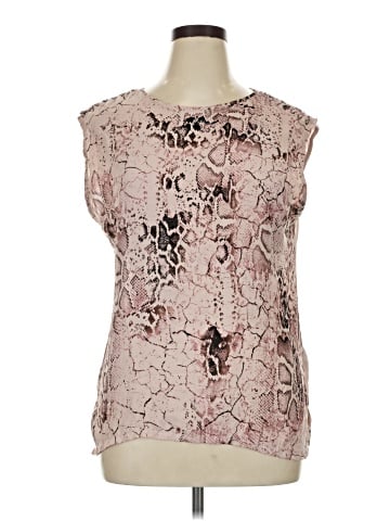 Jennifer Lopez Sleeveless Blouse (view 1)