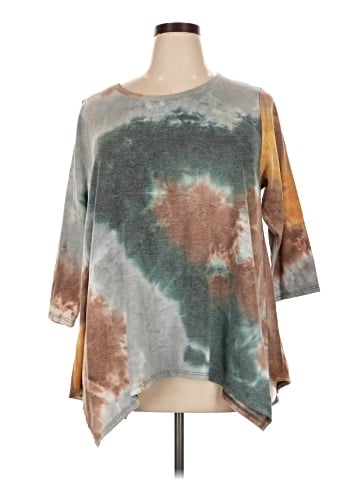 Green Envelope 3/4 Sleeve Top (view 1)