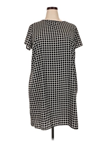Old Navy Casual Dress (view 1)