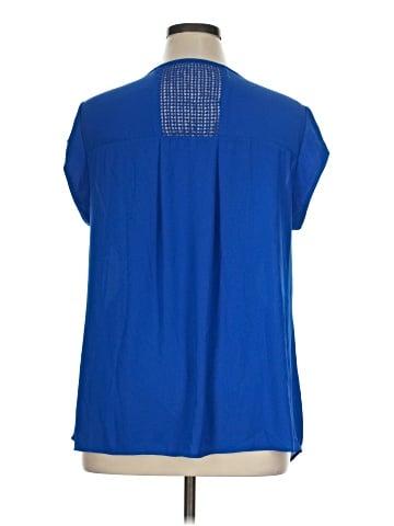 Daniel Rainn Short Sleeve Blouse (view 2)