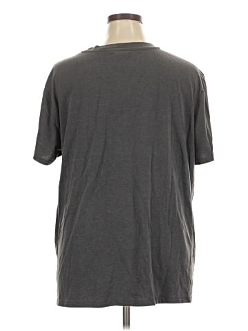 Maurices Short Sleeve T-Shirt (view 2)