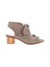 Bernardo Gray Sandals Size 8 - photo 1