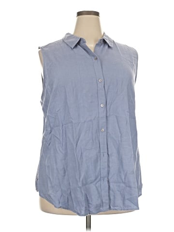 Croft & Barrow Sleeveless Button-Down Shirt (view 1)
