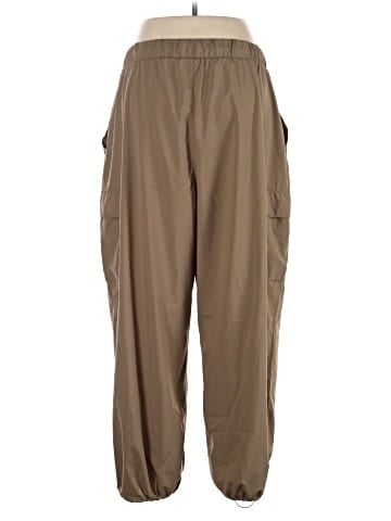Gap Fit Cargo Pants (view 2)