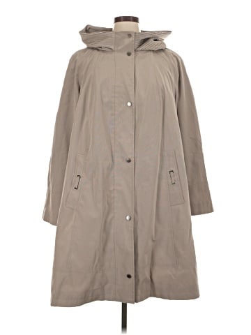 Gallery Raincoat (view 1)