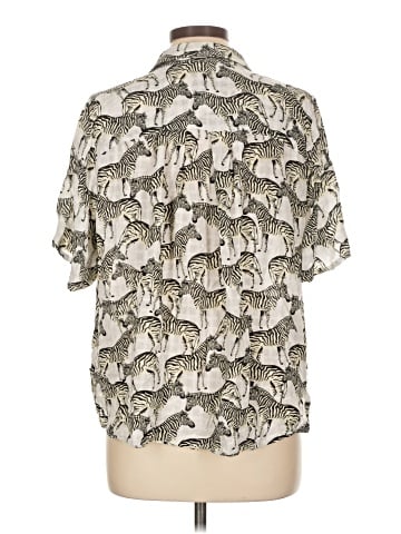 Jane and Delancey Short Sleeve Blouse (view 2)
