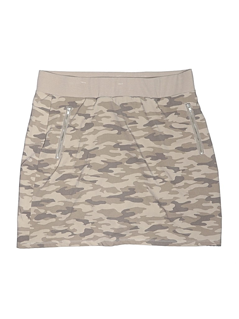 Pre-owned Violets & Roses Skort In Tan