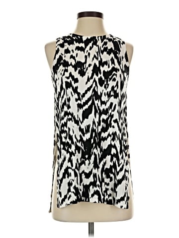 Lyssé Sleeveless T-Shirt (view 1)
