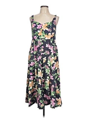 Old Navy Casual Dress (view 1)