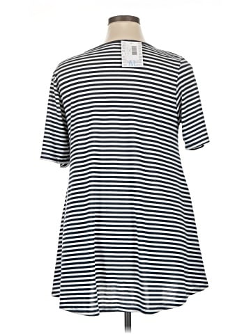 Lularoe Short Sleeve T-Shirt (view 2)