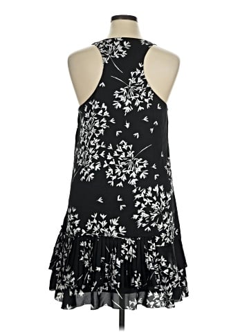 Banana Republic Casual Dress (view 2)