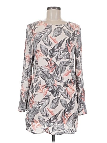 Dress Forum Casual Dress (view 1)