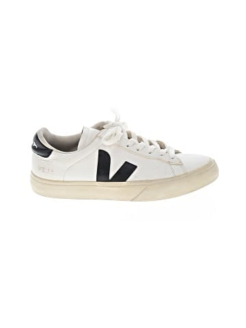 VEJA Sneakers (view 1)