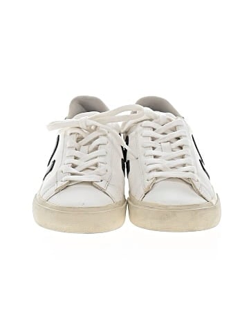 VEJA Sneakers (view 2)