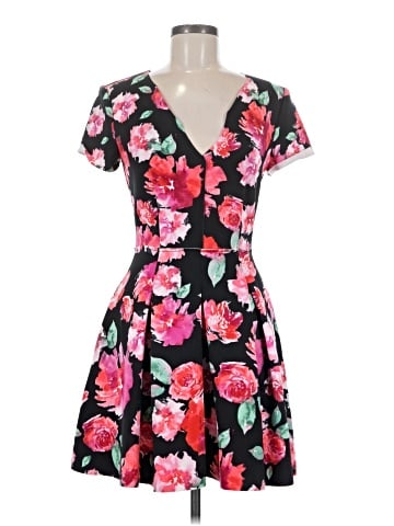 Guess Casual Dress (view 1)