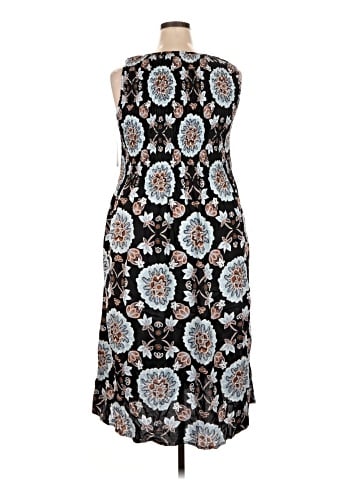 Croft & Barrow Casual Dress (view 2)