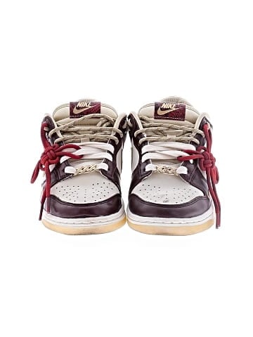 Nike Sneakers (view 2)