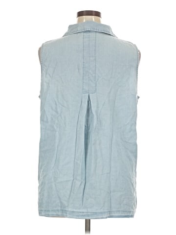 Chico's Sleeveless Button-Down Shirt (view 2)