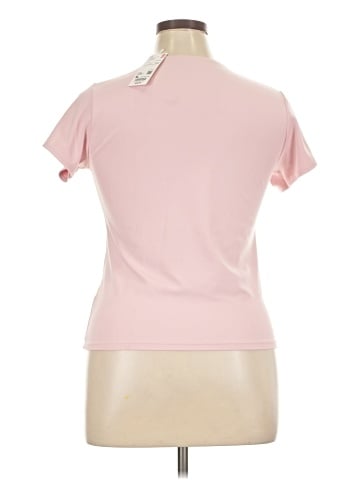 Uniqlo Short Sleeve T-Shirt (view 2)