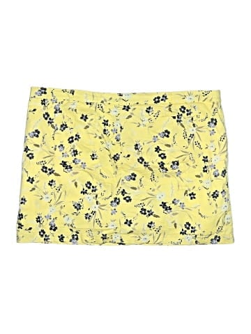 Karen Scott Skort (view 2)